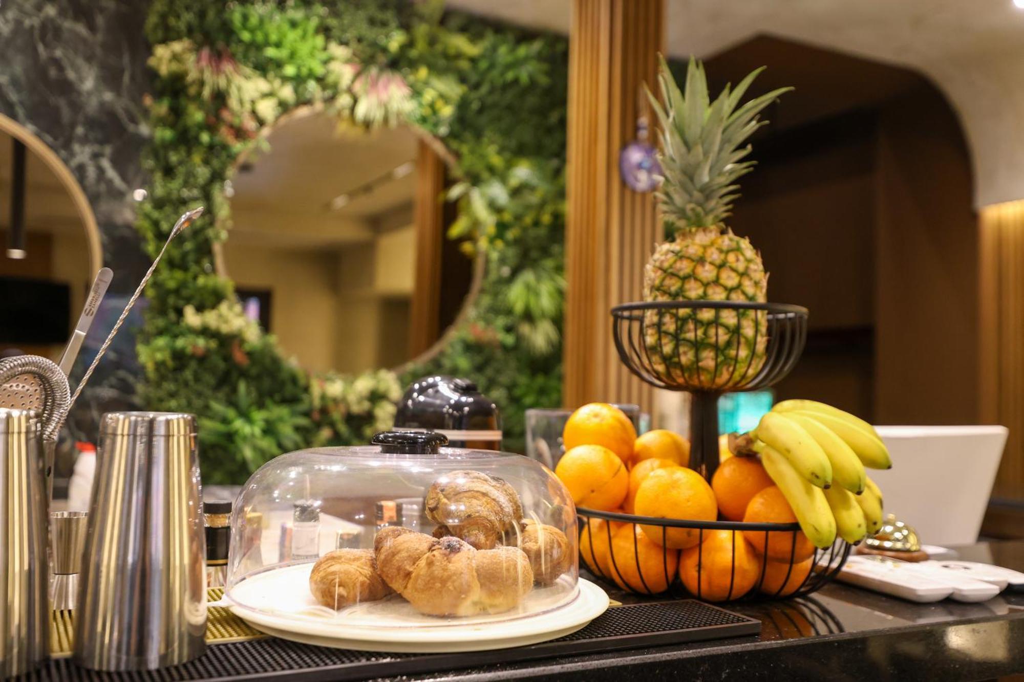 Garden Boutique Hotel ティラナ エクステリア 写真